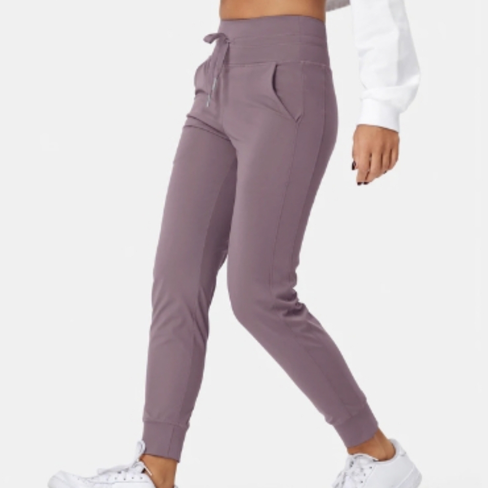 HALARA Jogger Pants